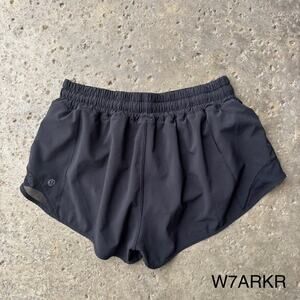 Lululemon Hotty Hot Short II Black 8